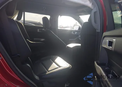 2023 Ford Explorer Xlt z USA, uszkodzony, nr VIN 1FMSK8DH5PGC30647